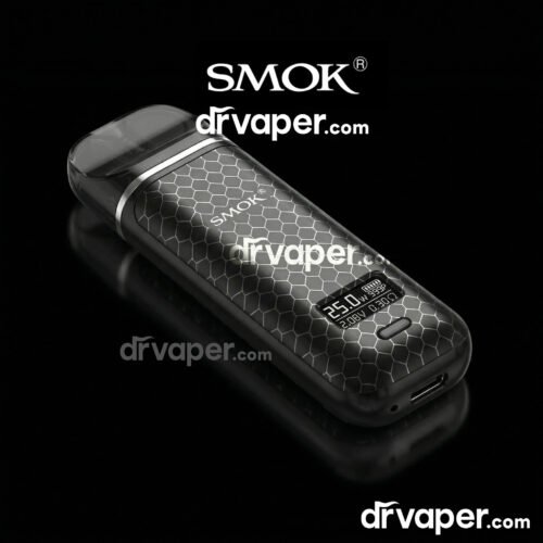 smok-novo-x-kit-black-cobra-25w صورة جهاز سحبة سموك نوفو اكس الأصلية باللون الأسود بنمط قرص العسل، يظهر عليها شاشة OLED تعرض قوة 25 واط ومقاومة الكويل.